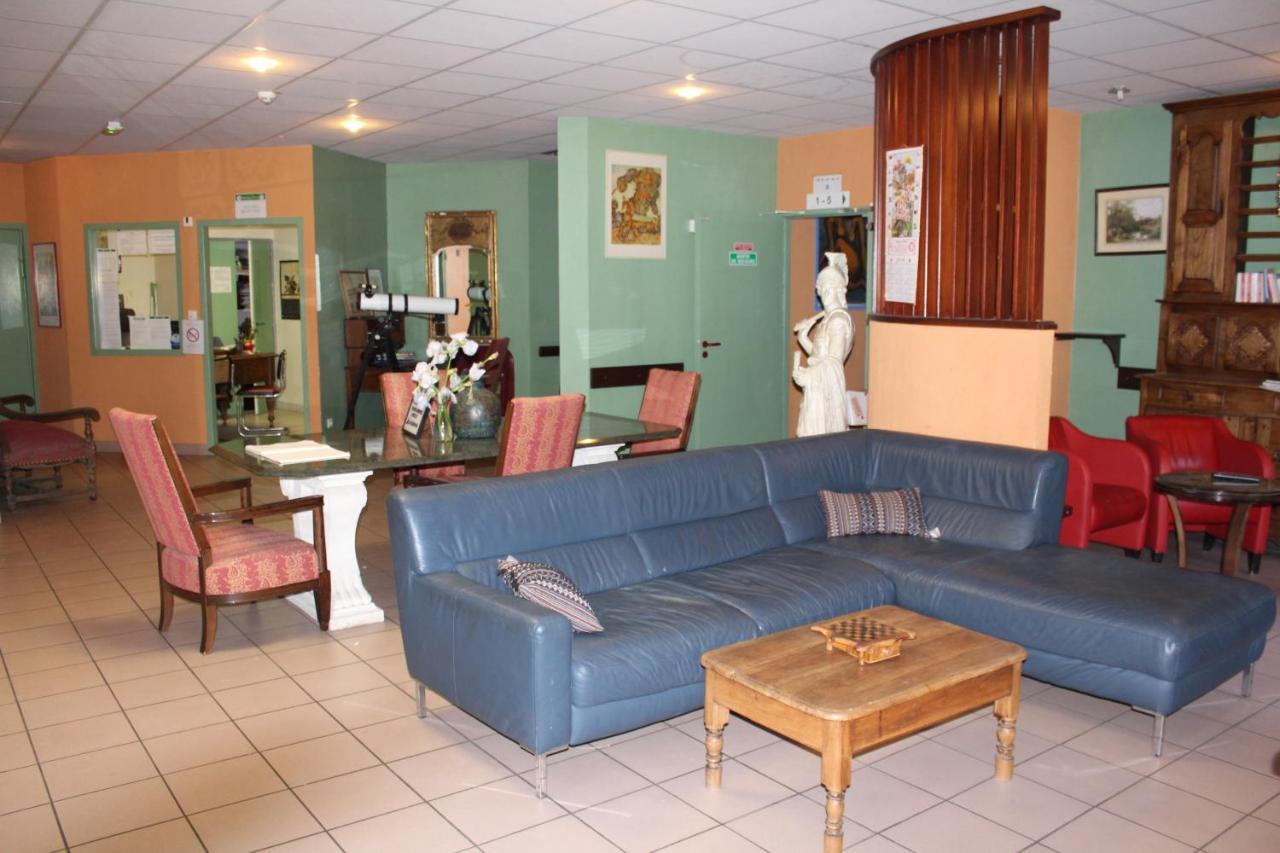 Hotel Des Oliviers Les Vans Zewnętrze zdjęcie
